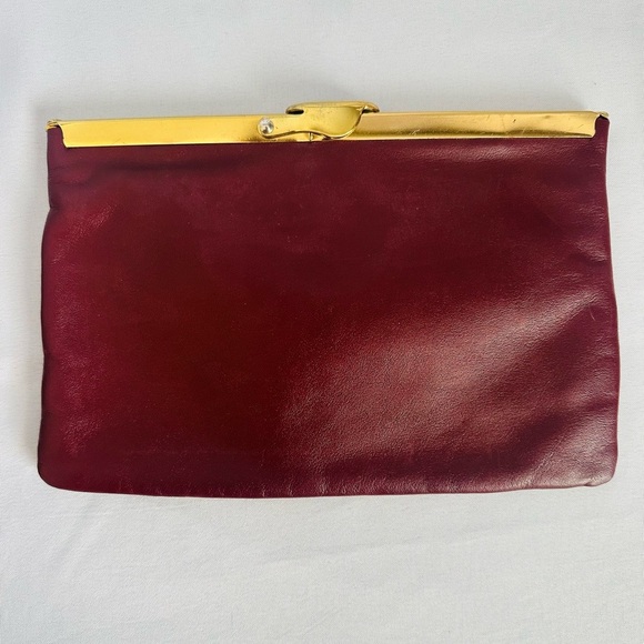 Vintage burgundy, leather clutch handbag - Picture 2 of 7